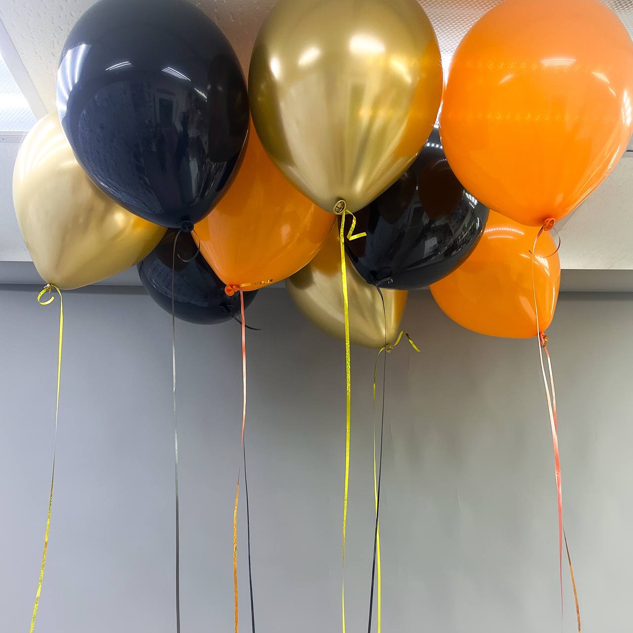 Набор воздушных шаров под потолок 737