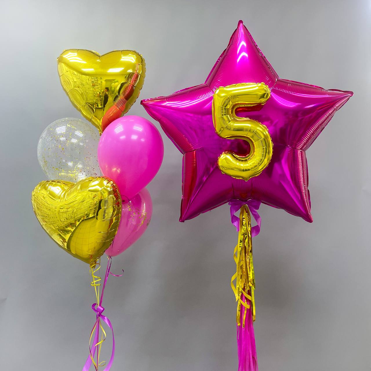 Набор воздушных шаров с большой звездой и сердцами 243